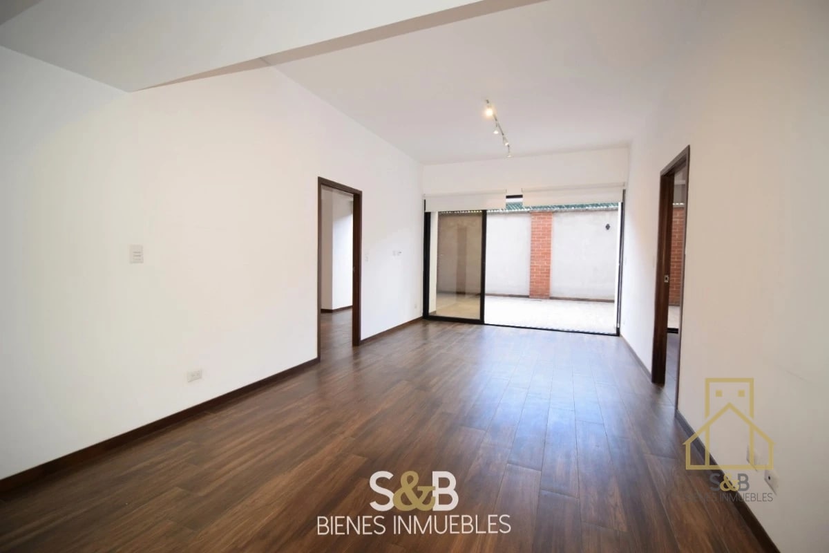 Apartamento con terraza en zona 10 - 10