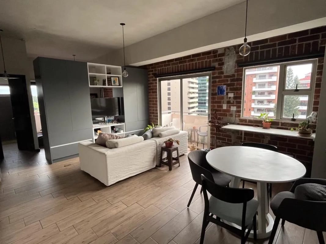 Apartamento Tipo Loft en Venta, Full Amueblado y Equipado, Edificio Casalini, Zona 10 — Apartamento en Venta en Cassalini, Zona 10, Guatemala, Ciudad — foto 1 de 11
