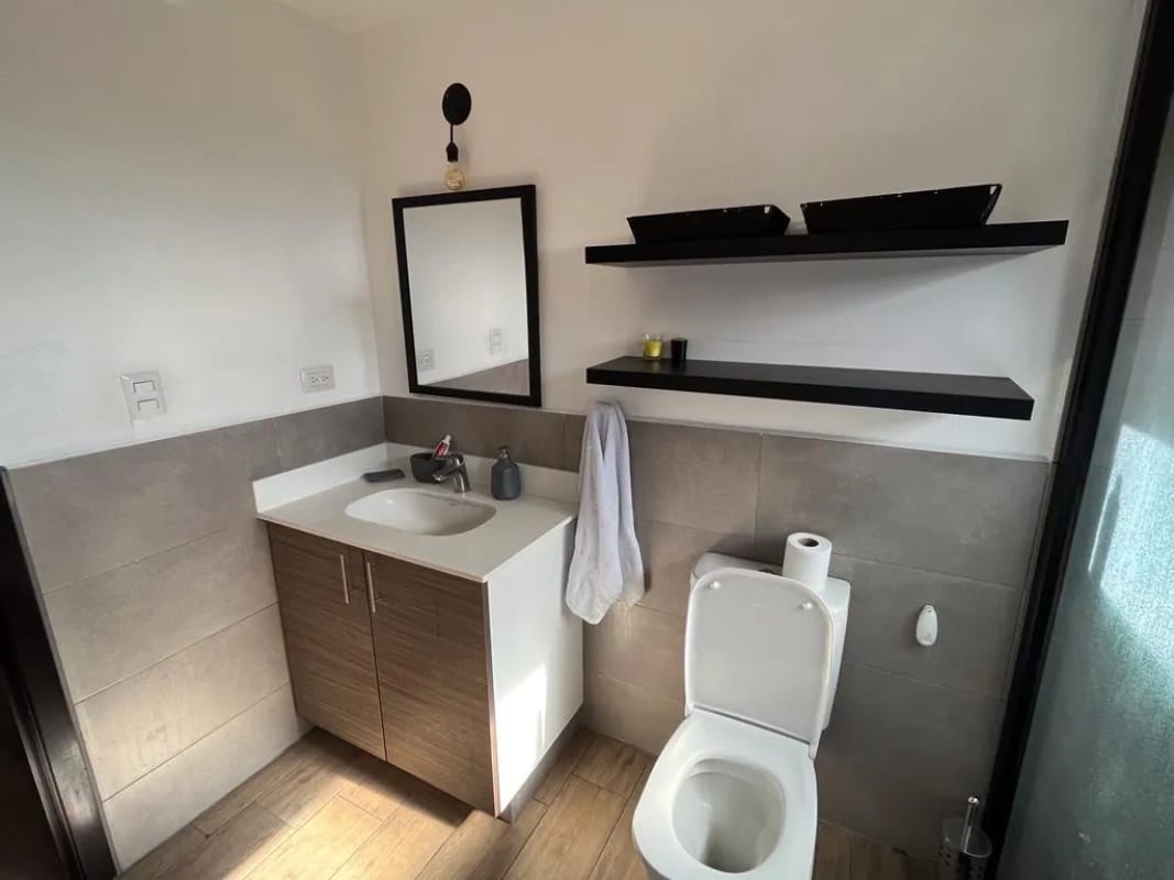 Apartamento Tipo Loft en Venta, Full Amueblado y Equipado, Edificio Casalini, Zona 10 — Apartamento en Venta en Cassalini, Zona 10, Guatemala, Ciudad — foto 2 de 11