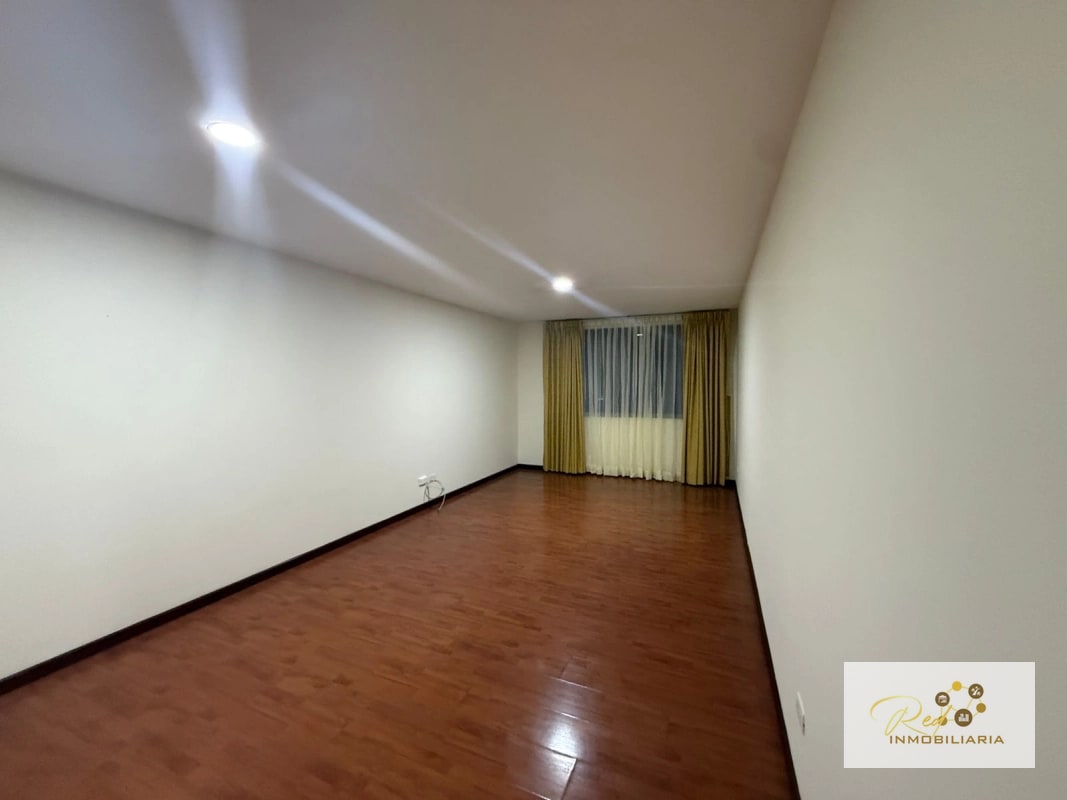 RENTA APARTAMENTO EDIFICIO BELLIN, ZONA 14 - 15