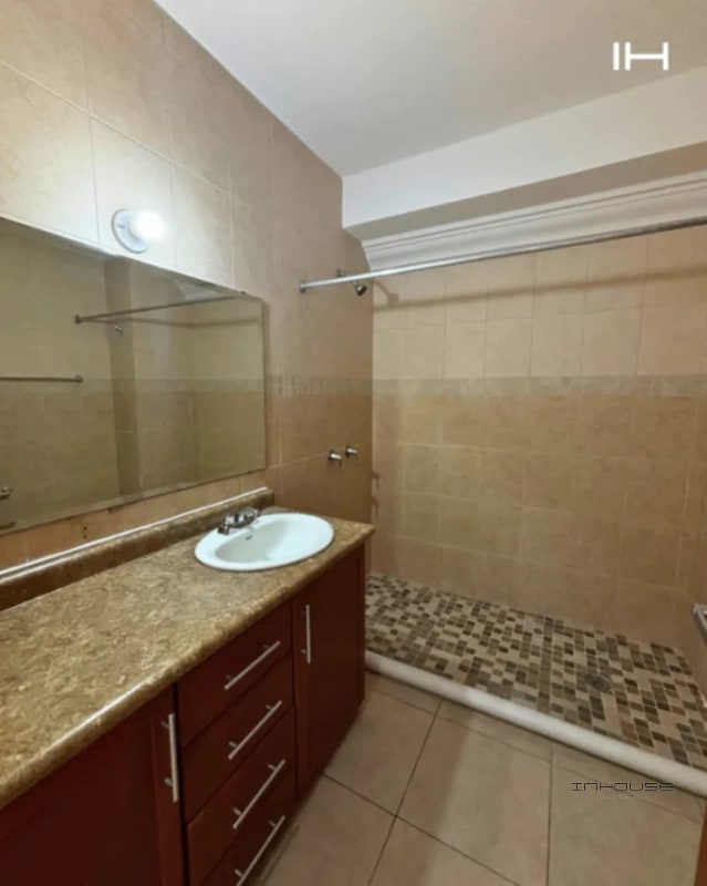 APARTAMENTO EN RENTA ZONA 16, LA MONTAÑA - 4