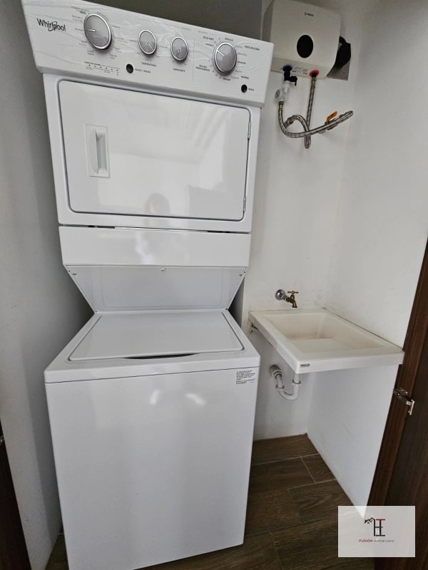 Rento Apartamento en SÉPTIMO Zona 4 - 3