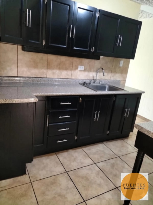 APARTAMENTO EN ALQUILER ZONA 10 - 2