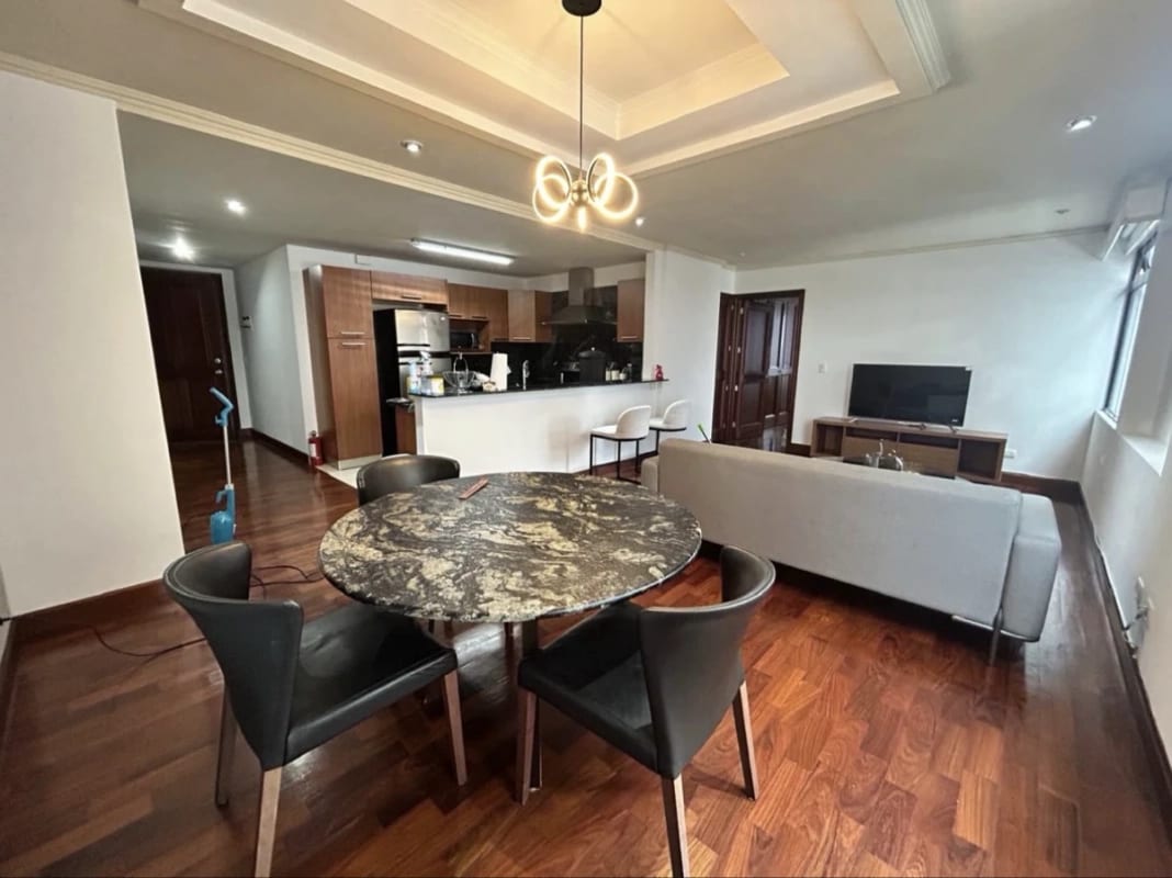 Venta de apartamento remodelado en zona 14. — Apartamento en Venta en Zona 14, Guatemala, Ciudad — foto 1 de 6
