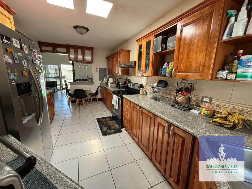 ZONA 16, CASA EN VENTA DE UN NIVEL — Apartamento en Venta en Zona 16, Guatemala, Ciudad — foto 6 de 7