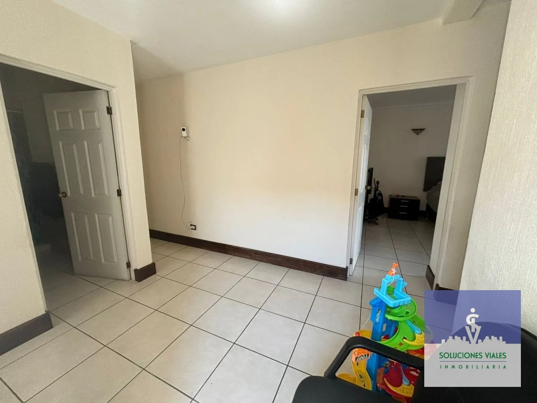 ZONA 16, CASA EN VENTA DE UN NIVEL - 3
