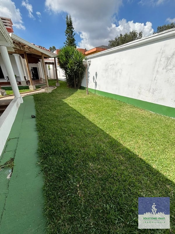 ZONA 16, CASA EN VENTA DE UN NIVEL - 2