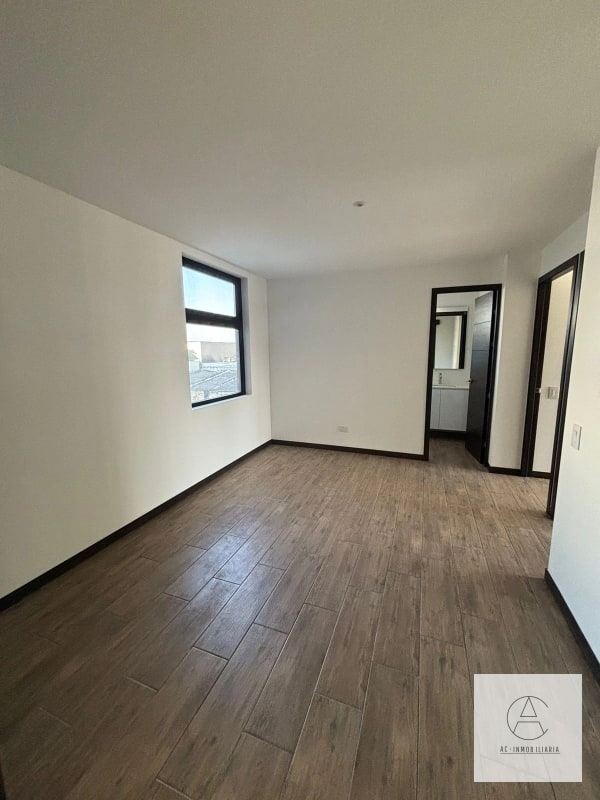 Apartamento de 3 dorms en renta, Aure, zona 13 - 10