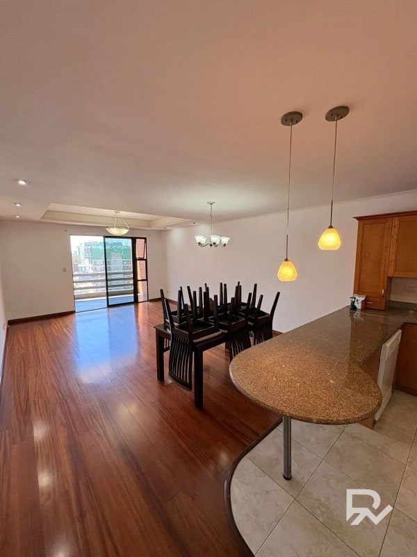 Venta de Apartamento en Edificio Torre del Valle zona 10 cerca de CC La Estación - 6