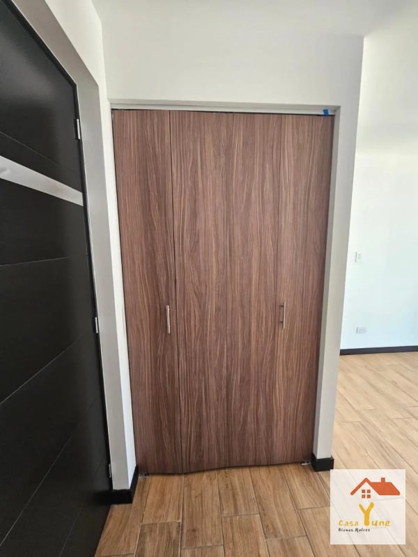Apartamento en alquiler zona 12 Santa Lisa - 8