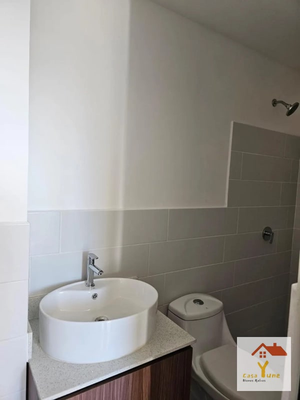 Apartamento en alquiler zona 12 Santa Lisa - 2
