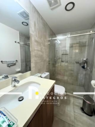 VENDO APARTAMENTO CON TERRAZA EN CASA CLARA ZONA 10 PV — Apartamento en Venta en Casa Clara, Zona 10, Guatemala, Ciudad — miniatura 9 de 17