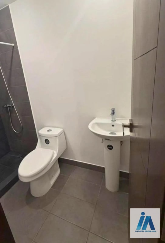 APARTAMENTO EN ALQUILER📍 Edificio Nuvo Naranjo, Mixco - 3