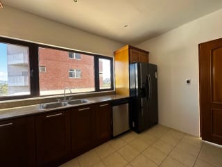 Apartamento en venta, El Robledal, Z.15 — Apartamento en Venta en El Robledal, Zona 15, Guatemala, Ciudad — miniatura 1 de 10