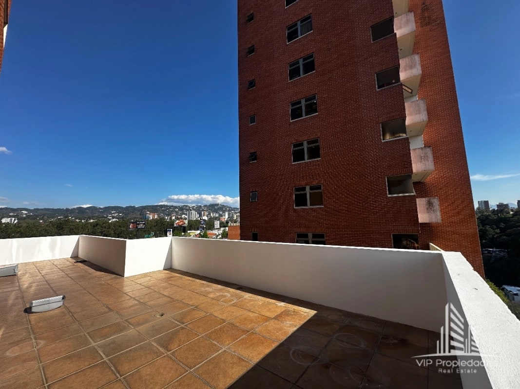 Zona 15, amplio apartamento en alquiler - 8