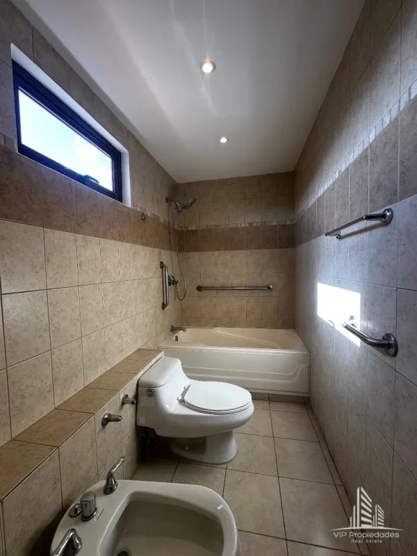 Zona 15, amplio apartamento en venta — Apartamento en Venta en El Robledal, Zona 15, Guatemala, Ciudad — foto 7 de 10