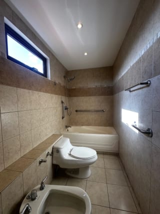 Apartamento en venta, El Robledal, Z.15 — Apartamento en Venta en El Robledal, Zona 15, Guatemala, Ciudad — miniatura 7 de 10