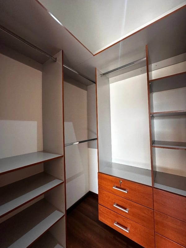 Apartamento en venta, El Robledal, Z.15 — Apartamento en Venta en El Robledal, Zona 15, Guatemala, Ciudad — foto 6 de 10