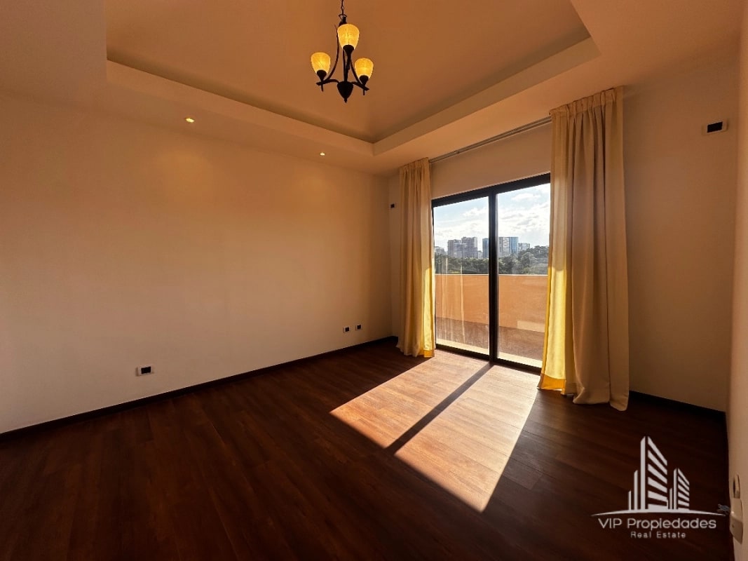 Zona 15, amplio apartamento en alquiler - 2