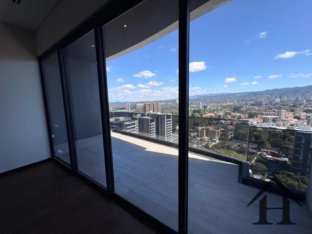 último apartamento Nivel alto, Santa Sofia 7ma zona 10 - 8