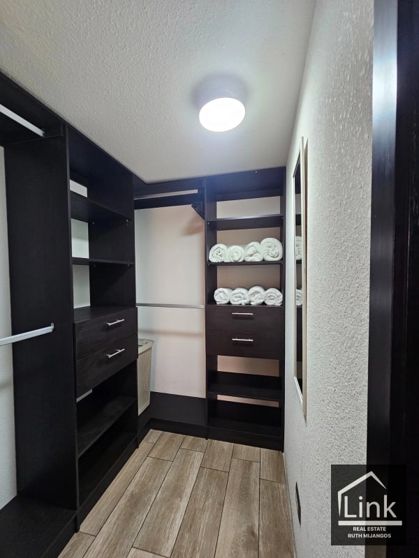 VENTA DE APARTAMENTO ZONA 11 - 4