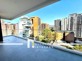 ALQUILO EXCLUSIVO APARTAMENTO EN ECHO ZONA 14 CON TERRAZA — Apartamento en Alquiler en Echo, Zona 14, Guatemala, Ciudad — miniatura 1 de 17