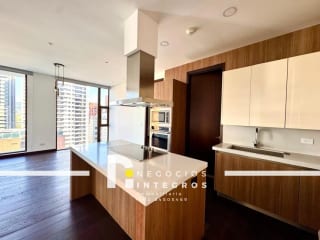 ALQUILO EXCLUSIVO APARTAMENTO EN ECHO ZONA 14 CON TERRAZA — Apartamento en Alquiler en Echo, Zona 14, Guatemala, Ciudad — miniatura 9 de 17