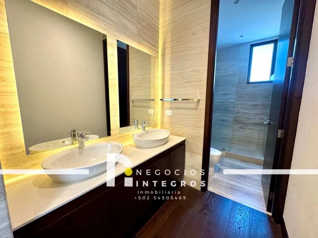 ALQUILO EXCLUSIVO APARTAMENTO EN ECHO ZONA 14 CON TERRAZA — Apartamento en Alquiler en Echo, Zona 14, Guatemala, Ciudad — foto 2 de 17