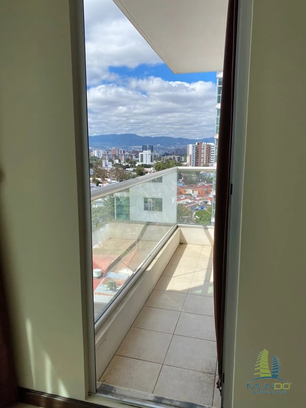APARTAMENTO EN VENTA TRES HABITACIONES Z. 14 - 5
