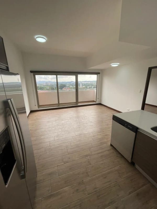 🏙️ APARTAMENTO EN RENTA – CASALINI DIAGONAL 6, ZONA 10 — Apartamento en Alquiler en Casalini Diagonal 6, Zona 10, Guatemala, Ciudad — foto 1 de 14