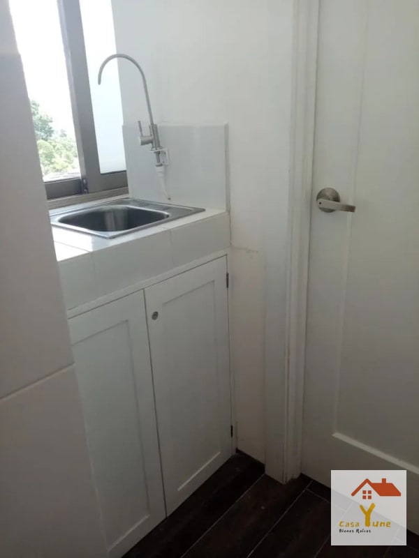 Apartamento en alquiler zona 15 Vista Hermosa 3 amueblado Adamant tipo lof - 8