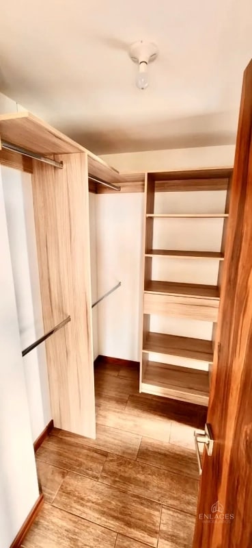 Zona 13 • Apartamento en Renta • Torre Milea - 2