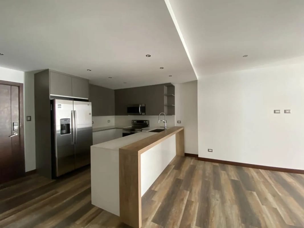 Apartamento en venta, Edificio Trento Diez, zona 10 — Apartamento en Venta en Trento 10, Zona 10, Guatemala, Ciudad — foto 1 de 5