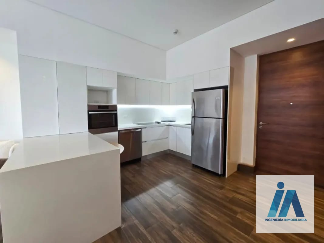 APARTAMENTO AMUEBLADO EN ALQUILER📍 Edificio AVIA, Zona 10 — Apartamento en Alquiler en Zona 10, Guatemala, Ciudad — foto 10 de 12