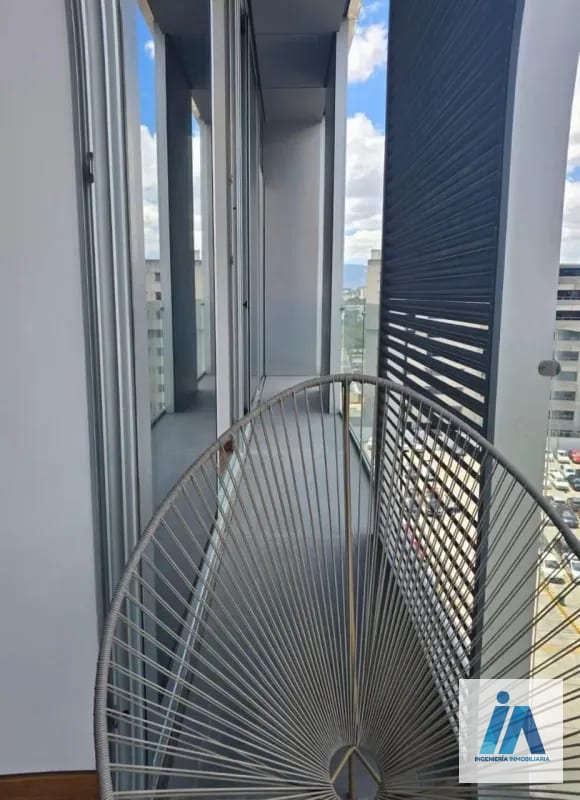 APARTAMENTO AMUEBLADO EN ALQUILER📍 Edificio AVIA, Zona 10 — Apartamento en Alquiler en Zona 10, Guatemala, Ciudad — foto 6 de 12