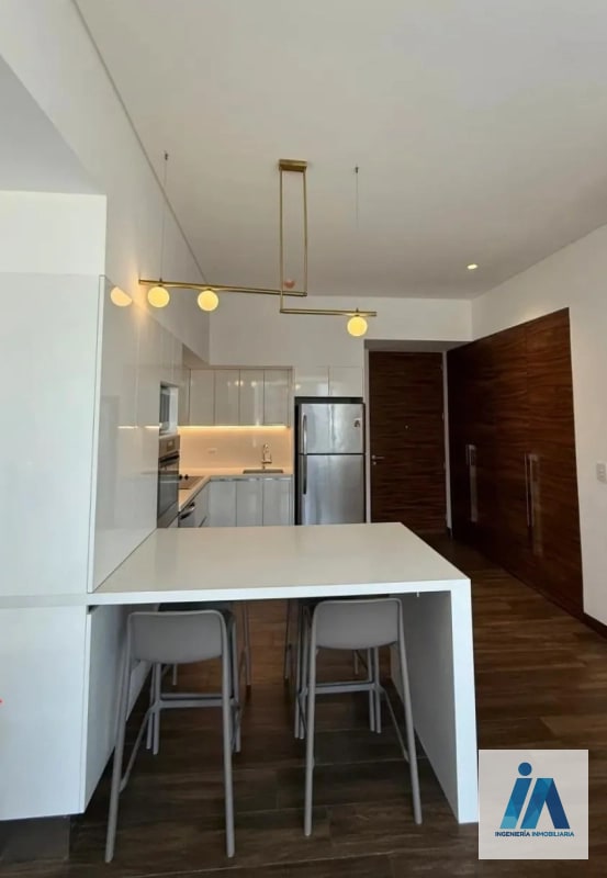 APARTAMENTO AMUEBLADO EN ALQUILER 📍 Edificio AVIA, Zona 10 - 5