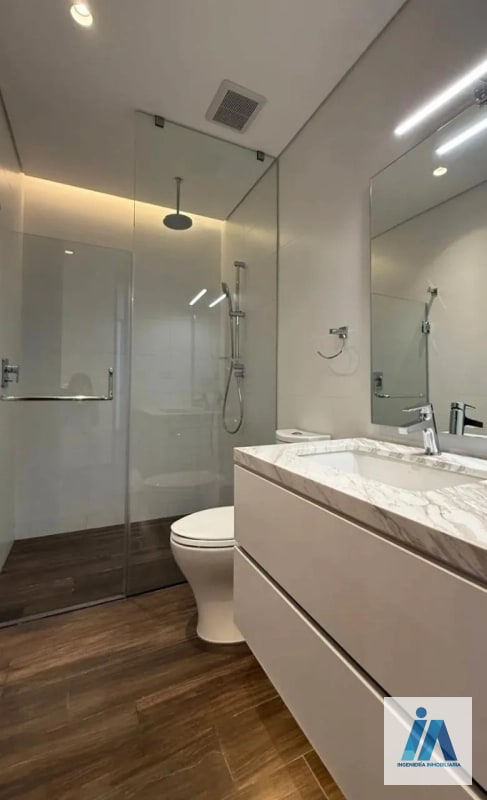 APARTAMENTO AMUEBLADO EN ALQUILER 📍 Edificio AVIA, Zona 10 - 4