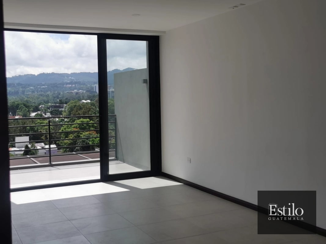 Apartamento Con Balcón, MIRA zona 10 - 8