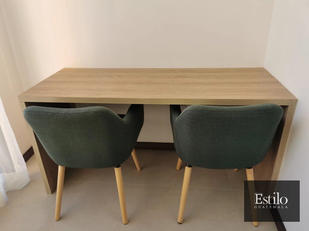 Apartamento Amueblado En Venta Zona 10 - 3