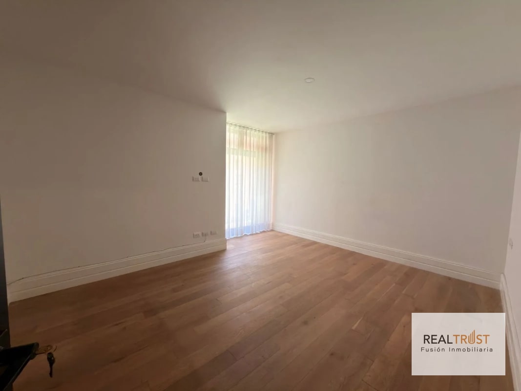 Apartamento en renta  CENTRICO zona 5 - 6