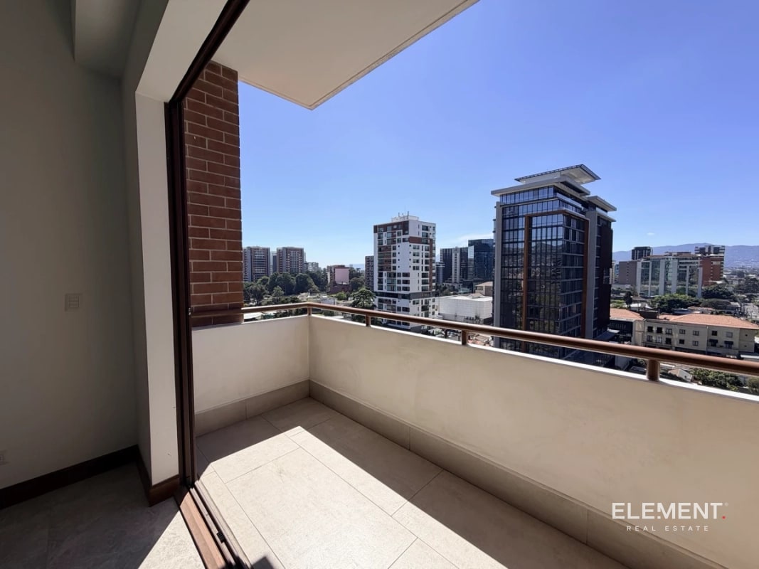 Apartamento nuevo y amplio en zona 10 - 1