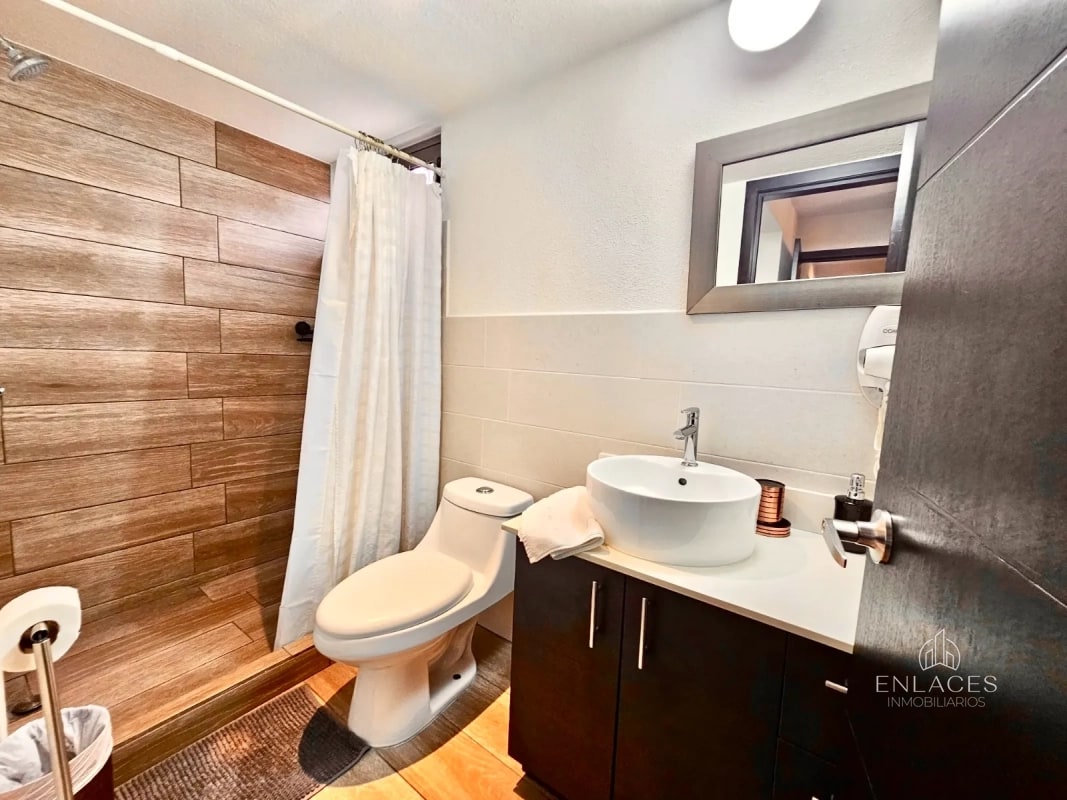 Zona 11 • Apartamento en Venta • Edificio Punto Mariscal - 11