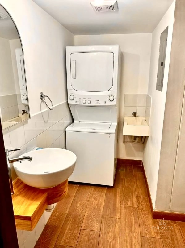 Zona 2 • Apartamento Amueblado en Renta • Edificio Roque - 6
