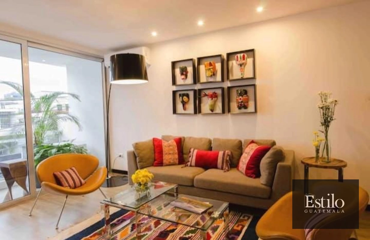 APARTAMENTO CON BALCÓN ZONA 4 - 1