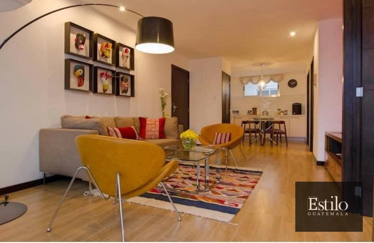 APARTAMENTO CON BALCÓN ZONA 4 - 10