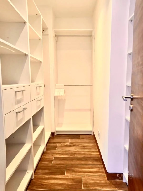 Zona 10 • Apartamento Amueblado en Renta • Edificio AVIA - 2