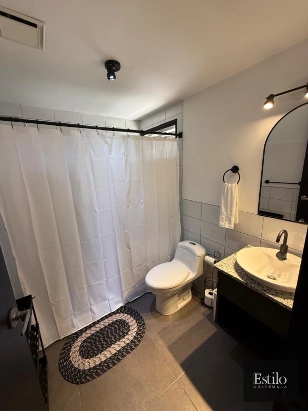 APARTAMENTO EN ALQUILER ZONA 10 - 3