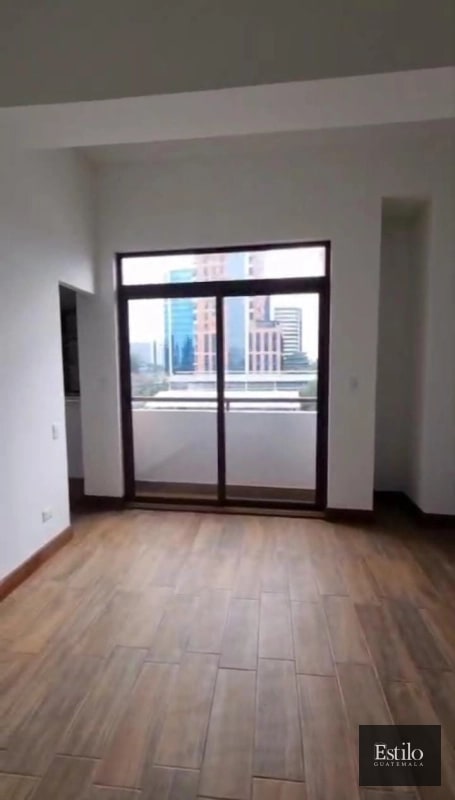 APARTAMENTO EN ALQUILER SALVATTORE Z.10 - 11