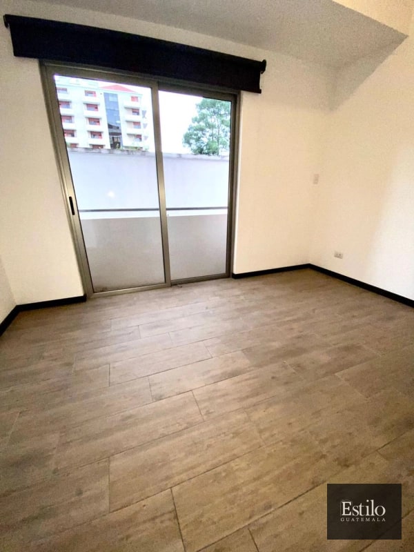 APARTAMENTO EN ALQUILER CASSALINI ZONA 10 - 4
