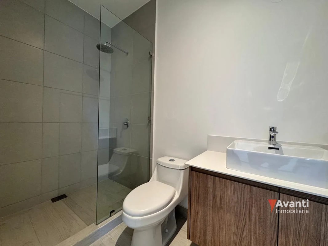 VENDO APARTAMENTO ZONA 15, SPAZIO, PARA ESTRENAR - 7